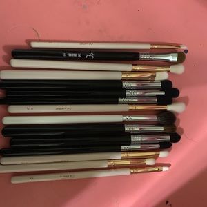Makeup Brushes